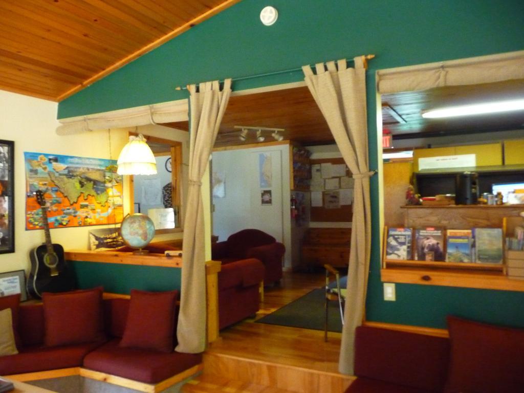 Hi Castle Mountain - Hostel Castle Junction Exterior foto